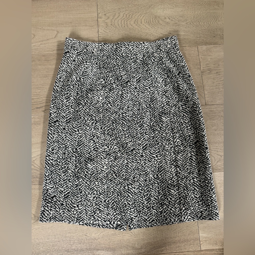Lands end wool blend black and ivory pencil skirt size 14